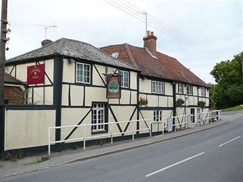 The Cherry Tree Inn Henley-on-Thames Exterior photo
